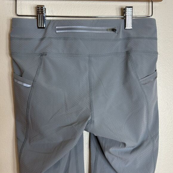 Athleta ladies cropped athletic gym work out leggings size xs - Picture 8 of 11